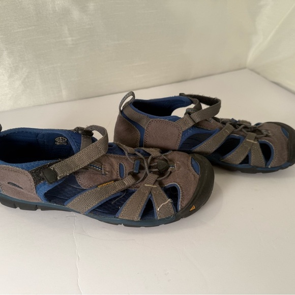 Keen Newport H2 Sandals Mens Size 6 Mens Waterproof Slingback Hiking Blue - Picture 2 of 5